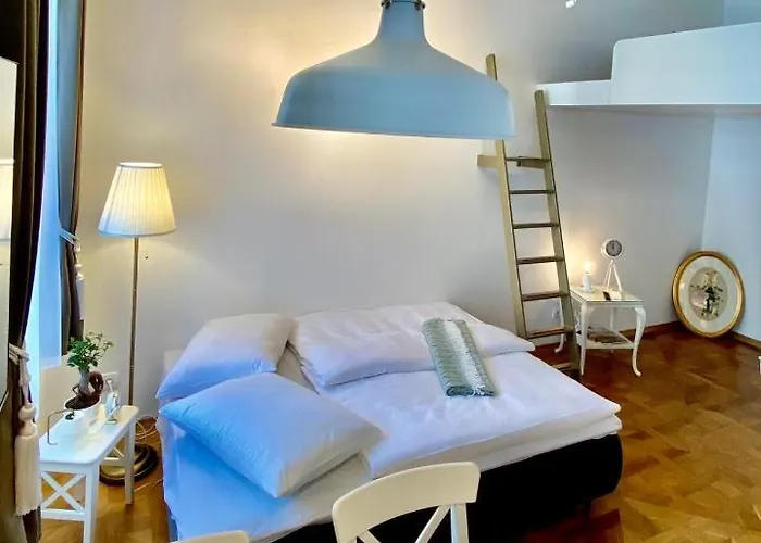 Ars Longa Apartments